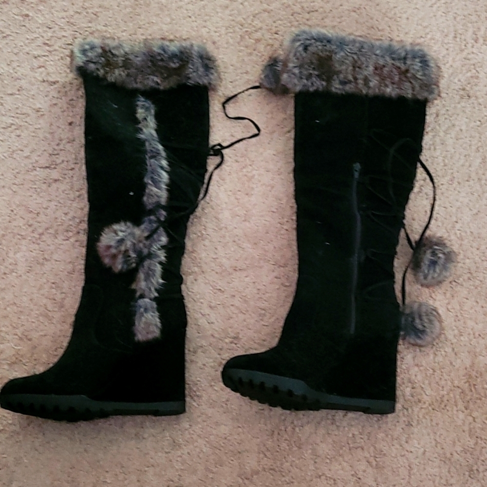 Heeled boots